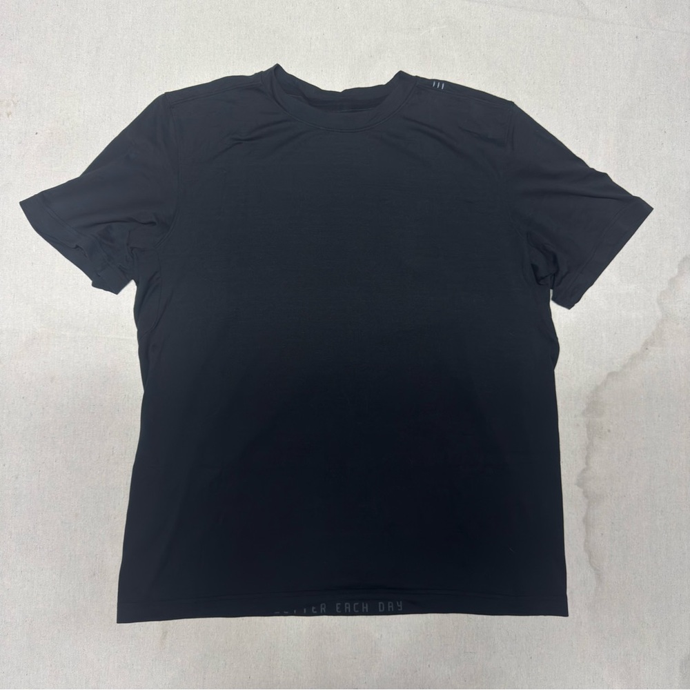 Lululemon License to Train Relaxed Fit T Shirt